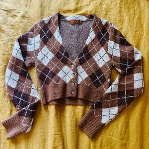 Beige Botany Argyle Crop Sweater/Cardigan. NEW